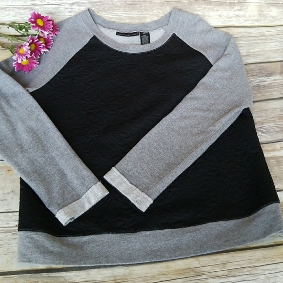 Preswick & Moore Tops - Preswick and Moore Pullover